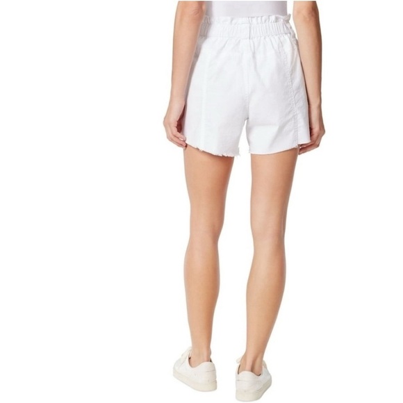 🔥NWT:FRAYED JEANS White Pocketed Fringed Baggy Elastic Waist High Waist Shorts - Picture 4 of 10